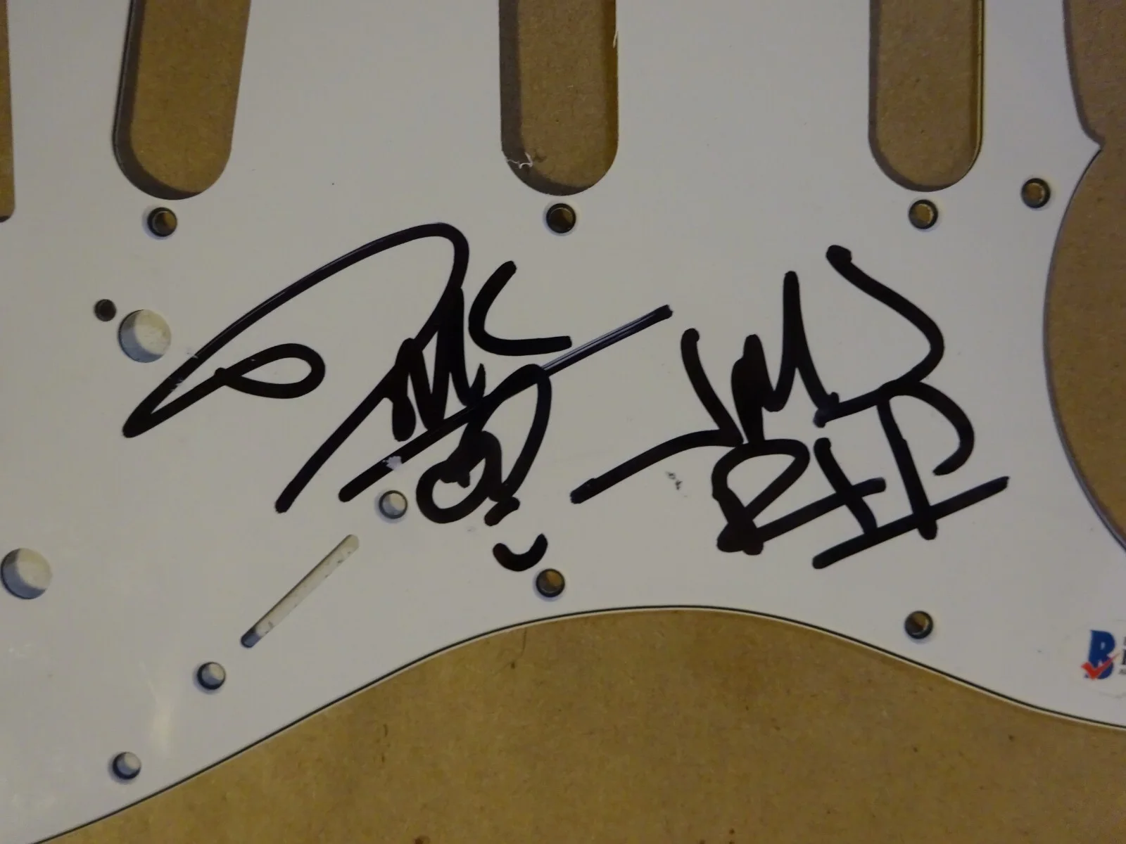 Autographed Darryl McDaniels DMC Signed Pick Guard Beckett BAS COA, image 4