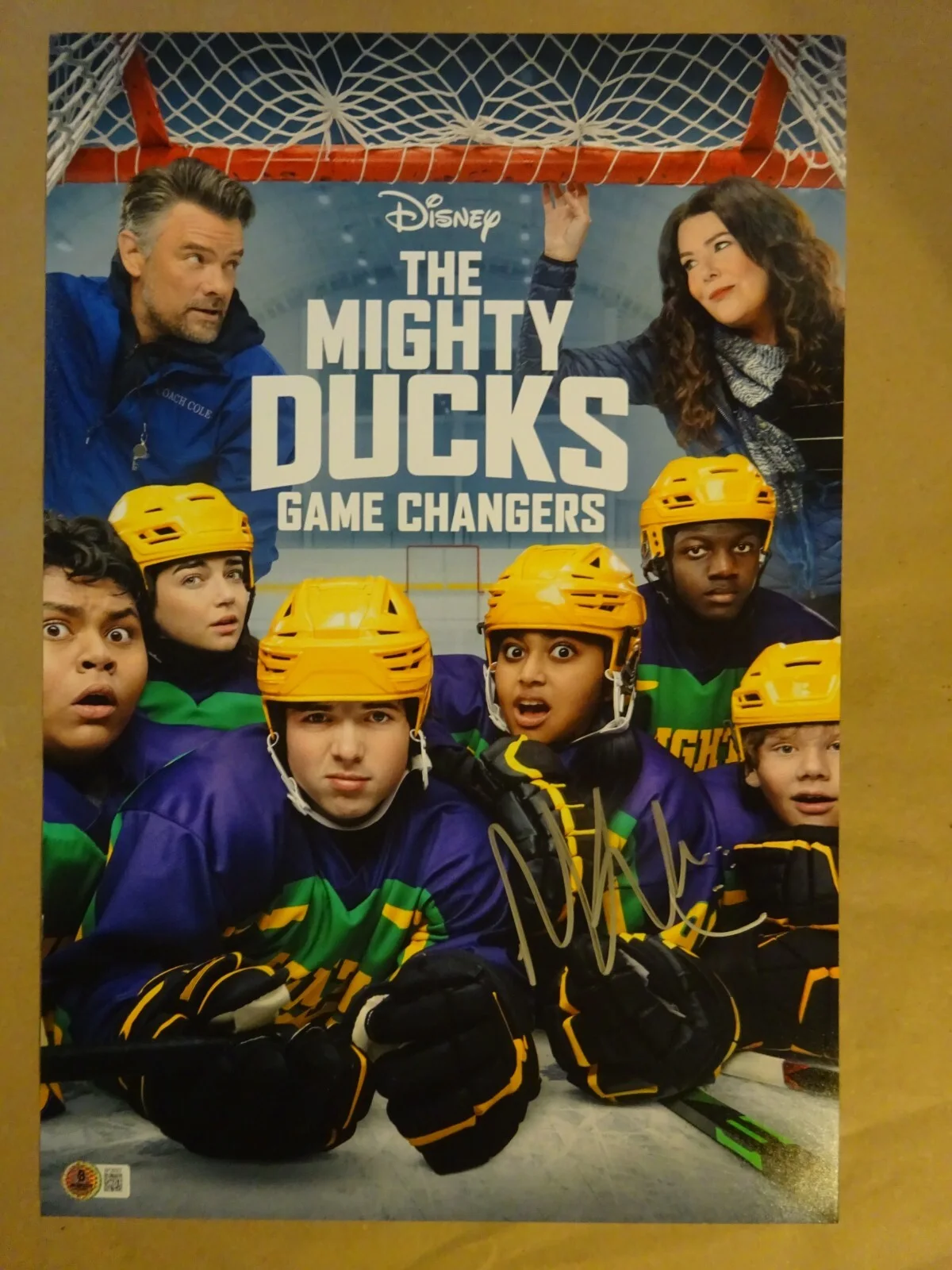 Molly Kearney — Signed Molly Kearney Autographed Mighty Ducks Game Changers 12x18 Photo BAS COA