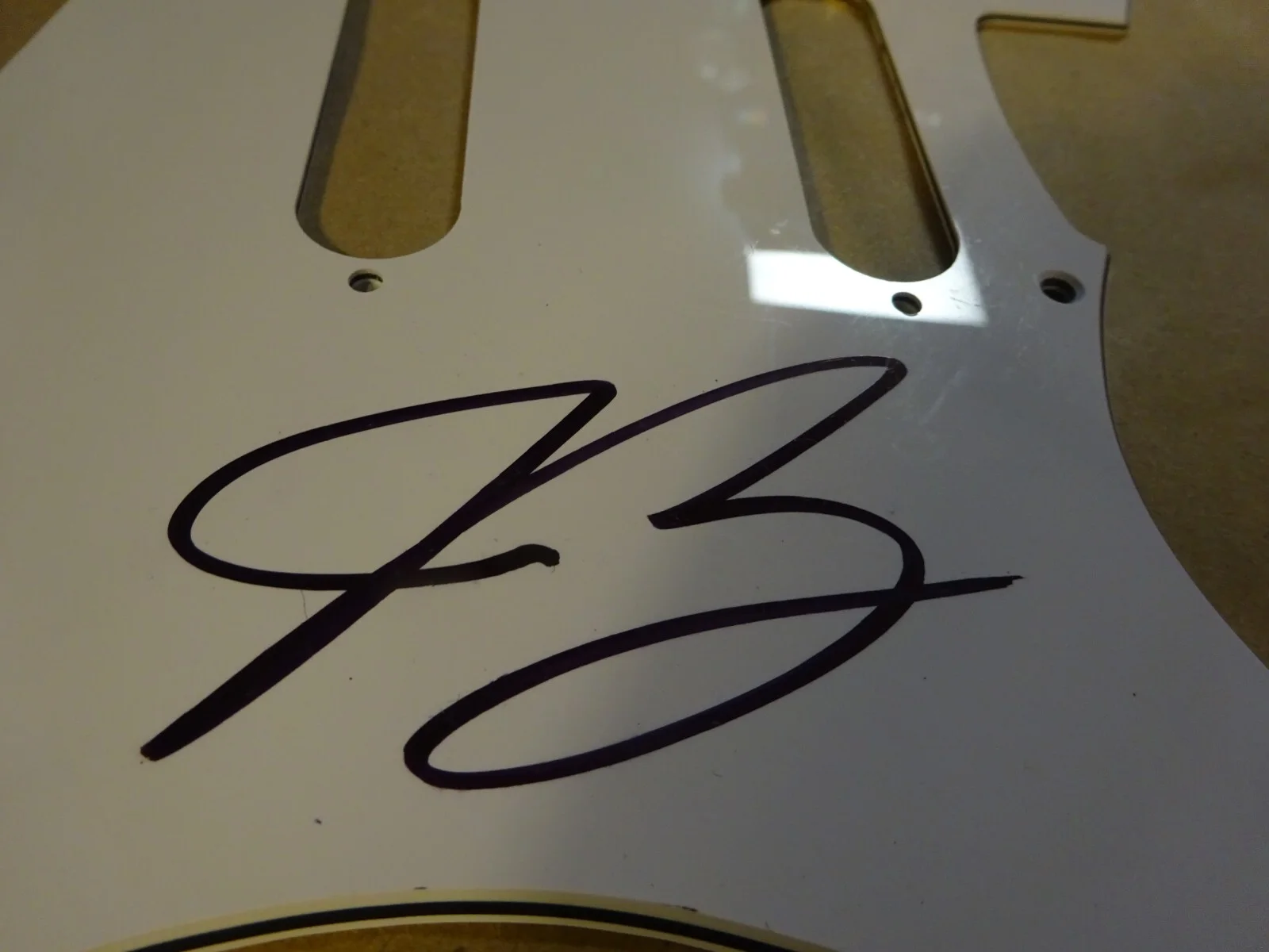 Signed Joe Bonamassa Autographed Guitar Pick Guard Beckett BAS COA, image 5
