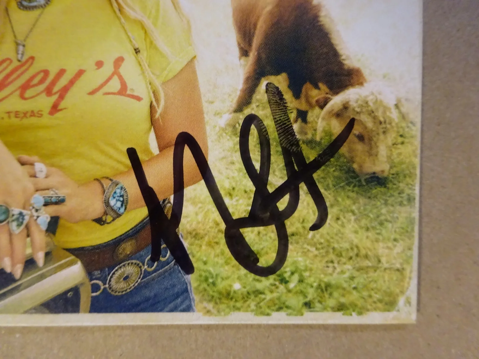 Signed Miranda Lambert Autographed Postcards From Texas CD Insert BAS COA, изображение 4