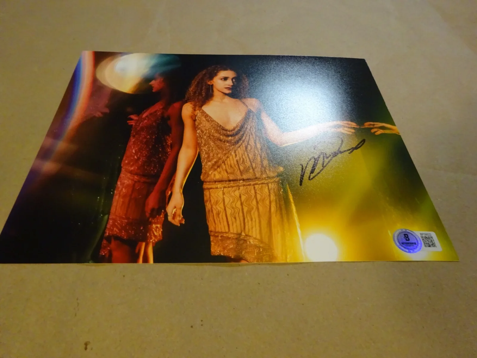 Micaela Diamond — Autographed Micaela Diamond Signed 8x10 Broadway Photo Beckett BAS COA, изображение 2
