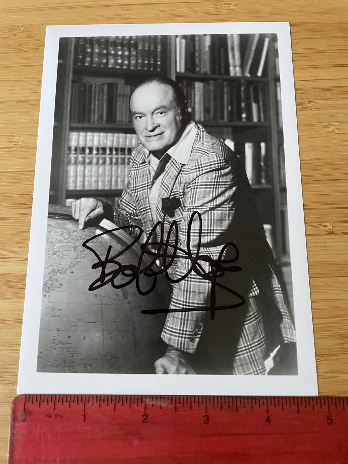 Bob Hope — Bob Hope Signed 5x7 Black And White Photo, image 2