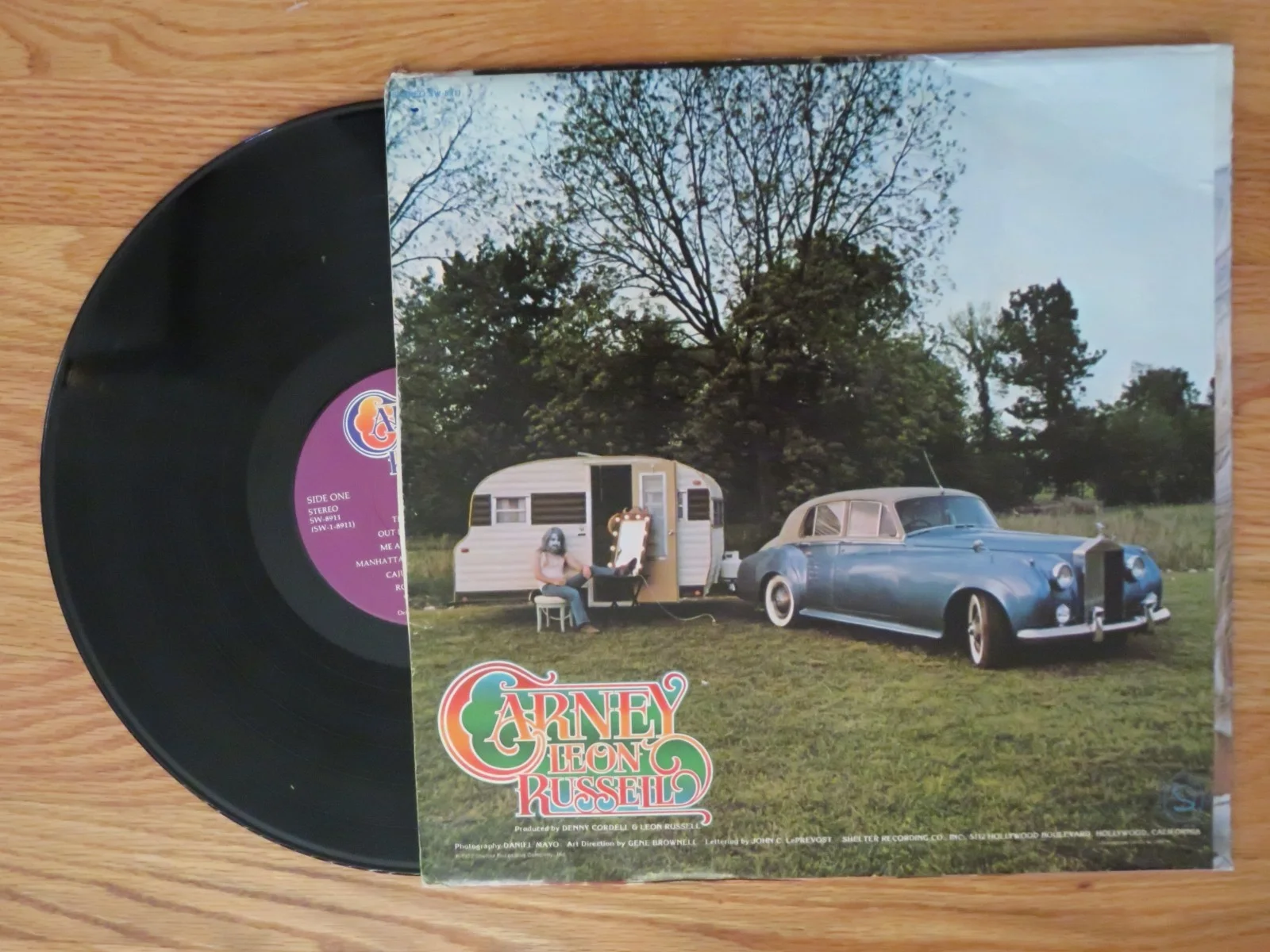 LEON RUSSELL signed CARNEY 1972 Record / Album "Tight Rope" "This Masquerade", image 2