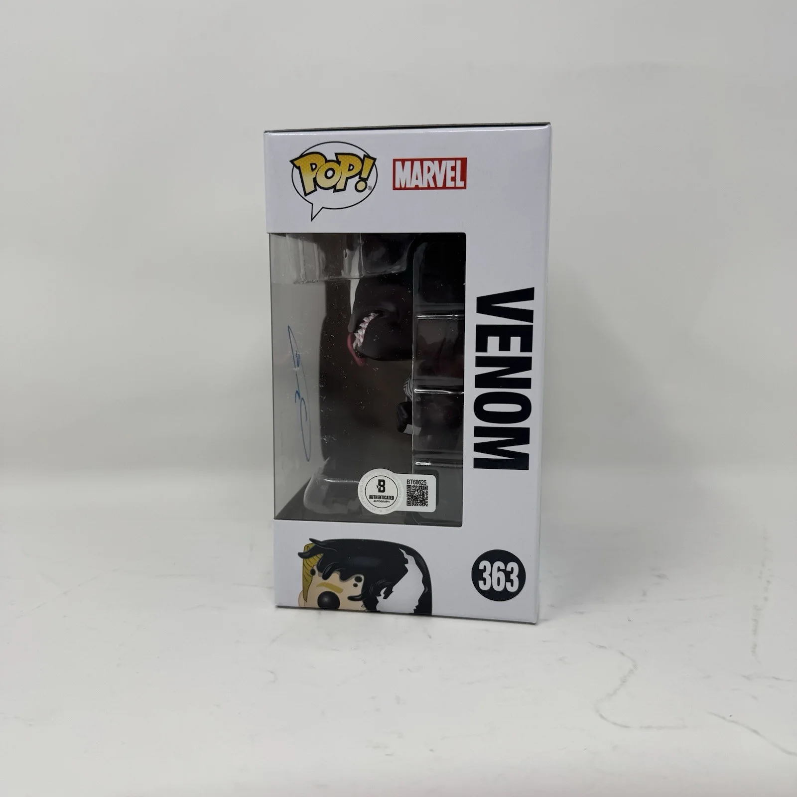Tom Hardy — Tom Hardy Signed Venom Funko Pop Marvel Venom Autograph Eddie Brock Beckett COA, изображение 3