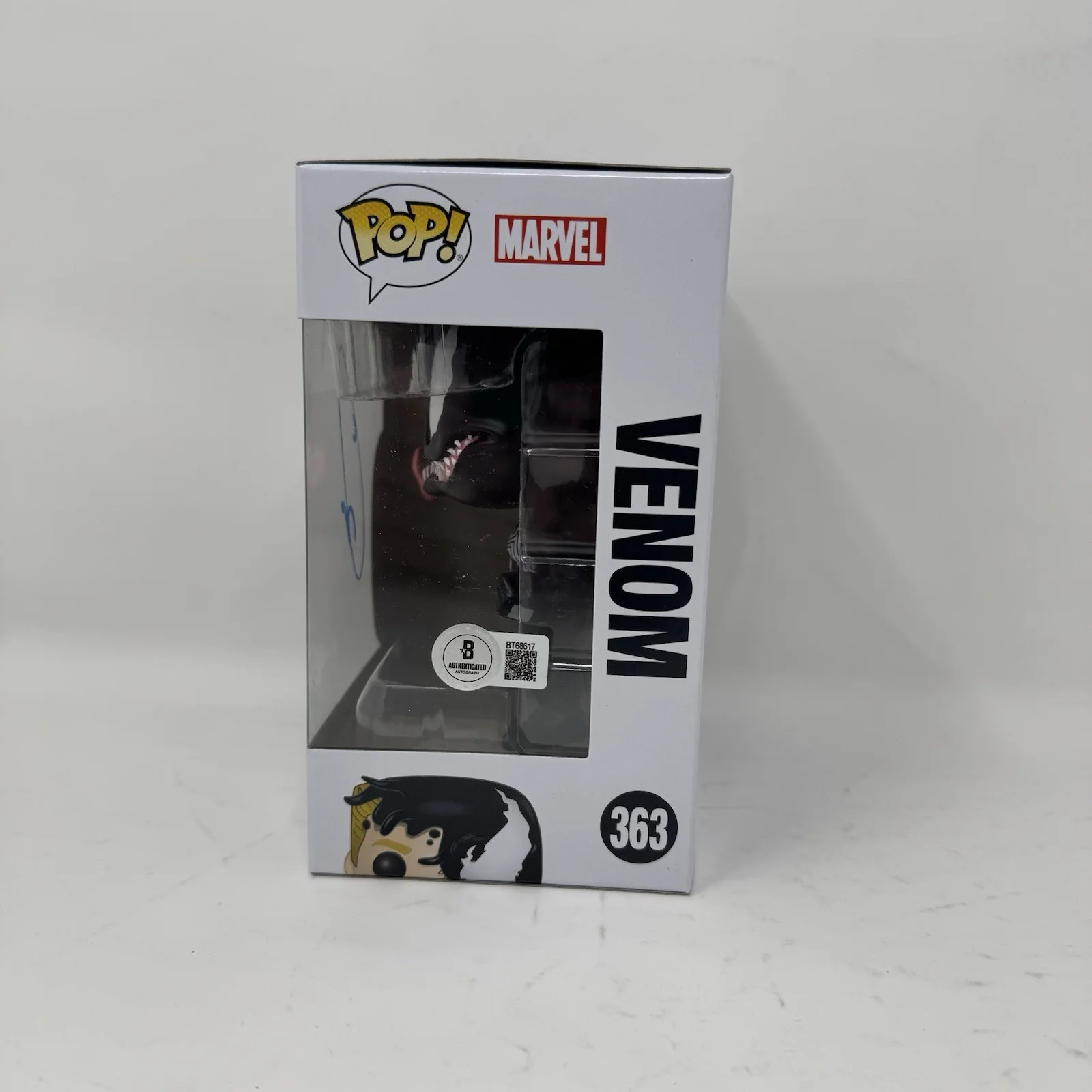 Tom Hardy — Tom Hardy Signed Venom Funko Pop Marvel Venom 363 Autograph Beckett COA, image 3