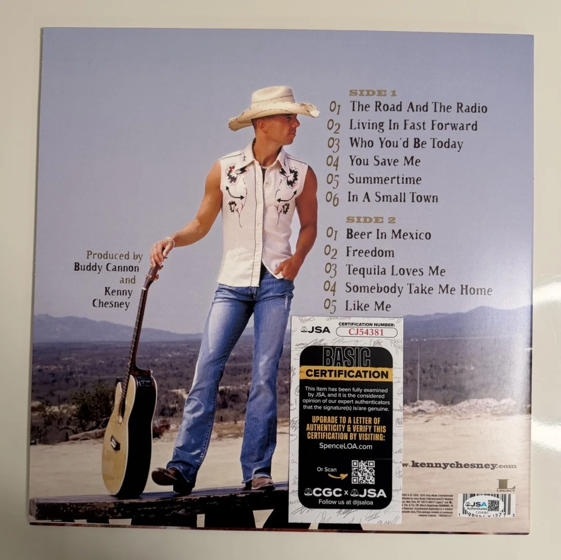 Kenny Chesney Autographed The Road And The Radio Album Vinyl JSA COA, изображение 2