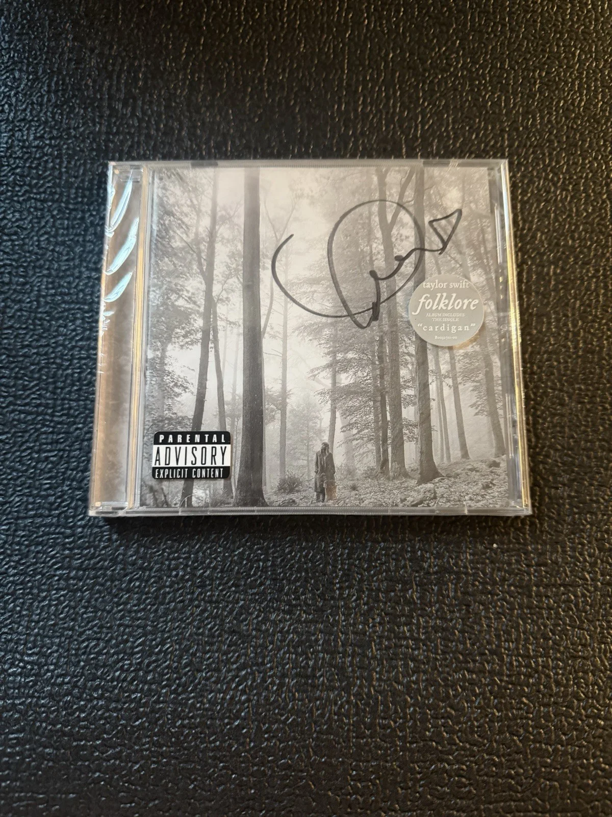 Taylor Swift Folklore Autographed CD Signed New Sealed With Rare HEART, image 2