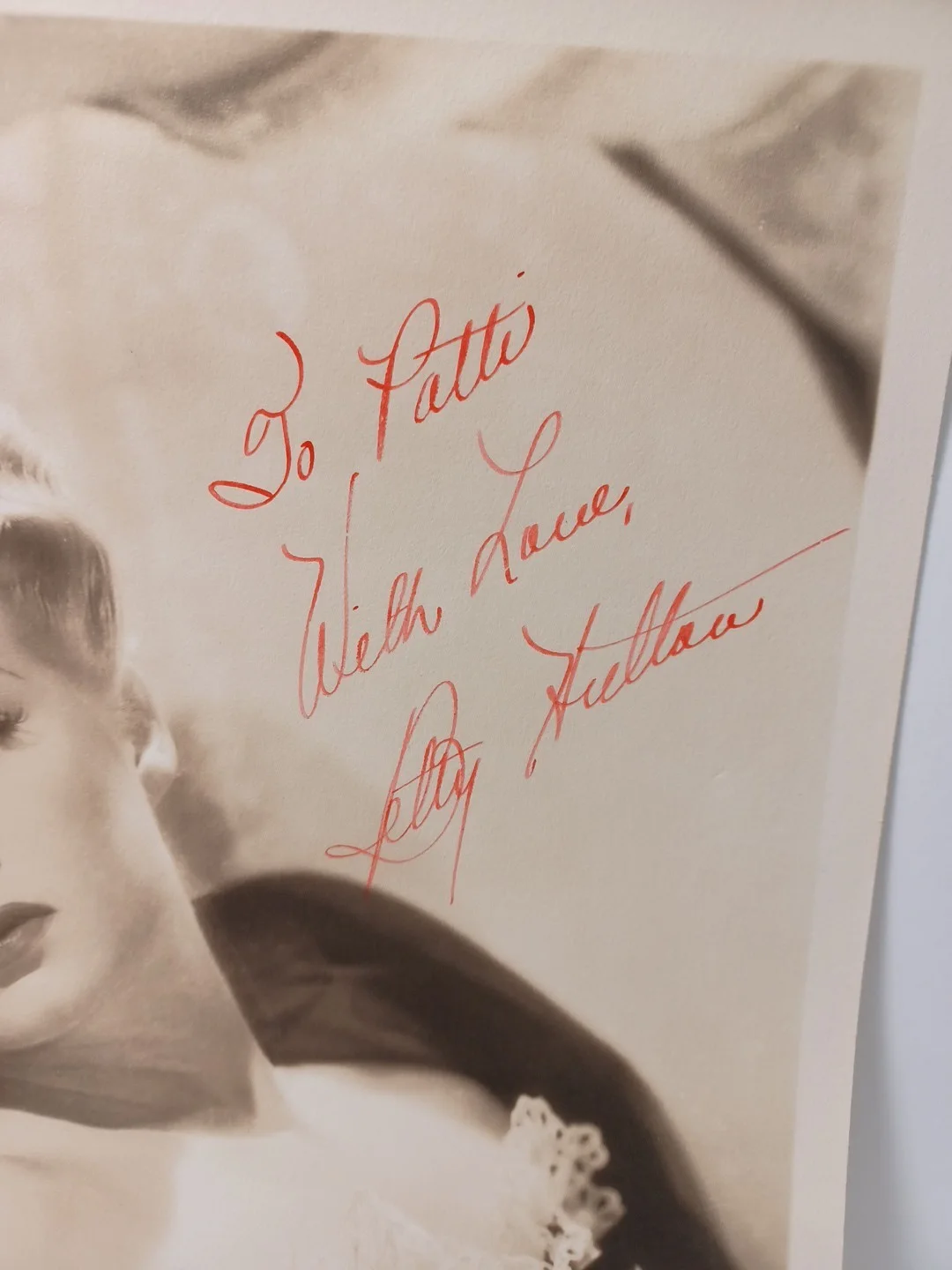 Vintage 1940s Betty Hutton Singer Actress Signed Movie Photograph RRP 484, изображение 2