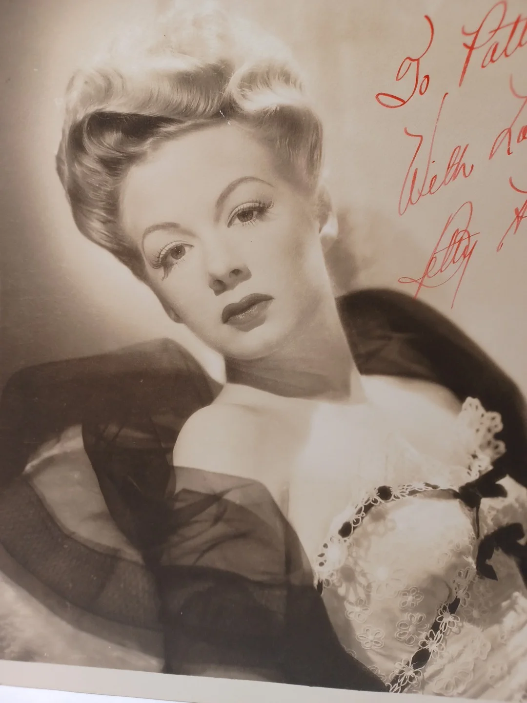 Vintage 1940s Betty Hutton Singer Actress Signed Movie Photograph RRP 484, изображение 3