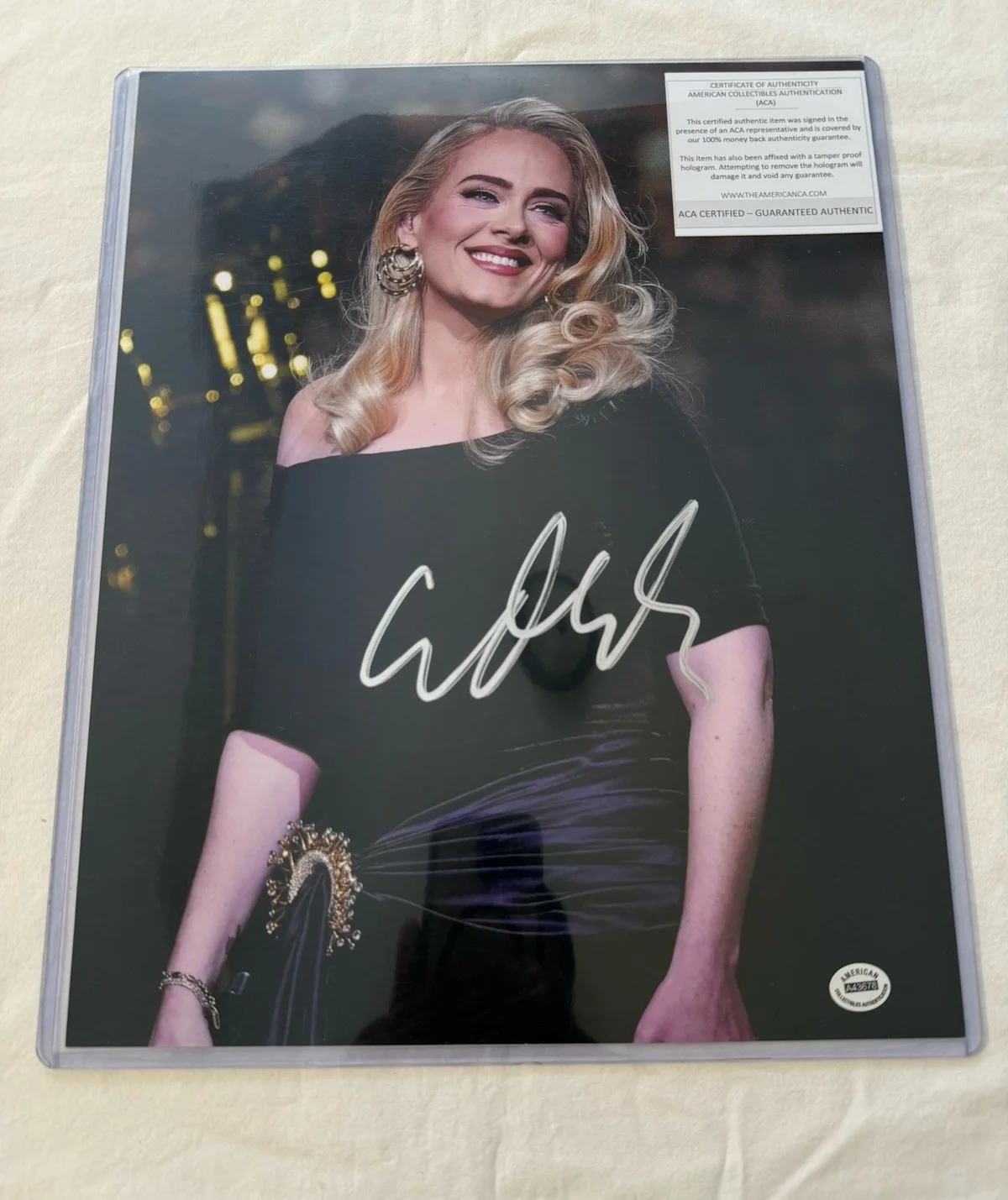 Adele Laurie Blue Adkins Icon English Singer Signed Auto 14x11 Photo with COA, image 4