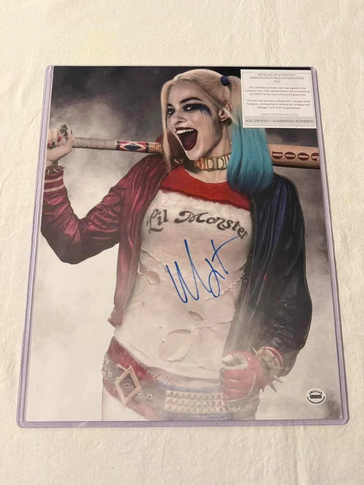 Margot Elise Robbie — Margot Elise Robbie ‘Harley Quinn’ Rare Signed Autographed 14x11 Photo ACA COA, изображение 4