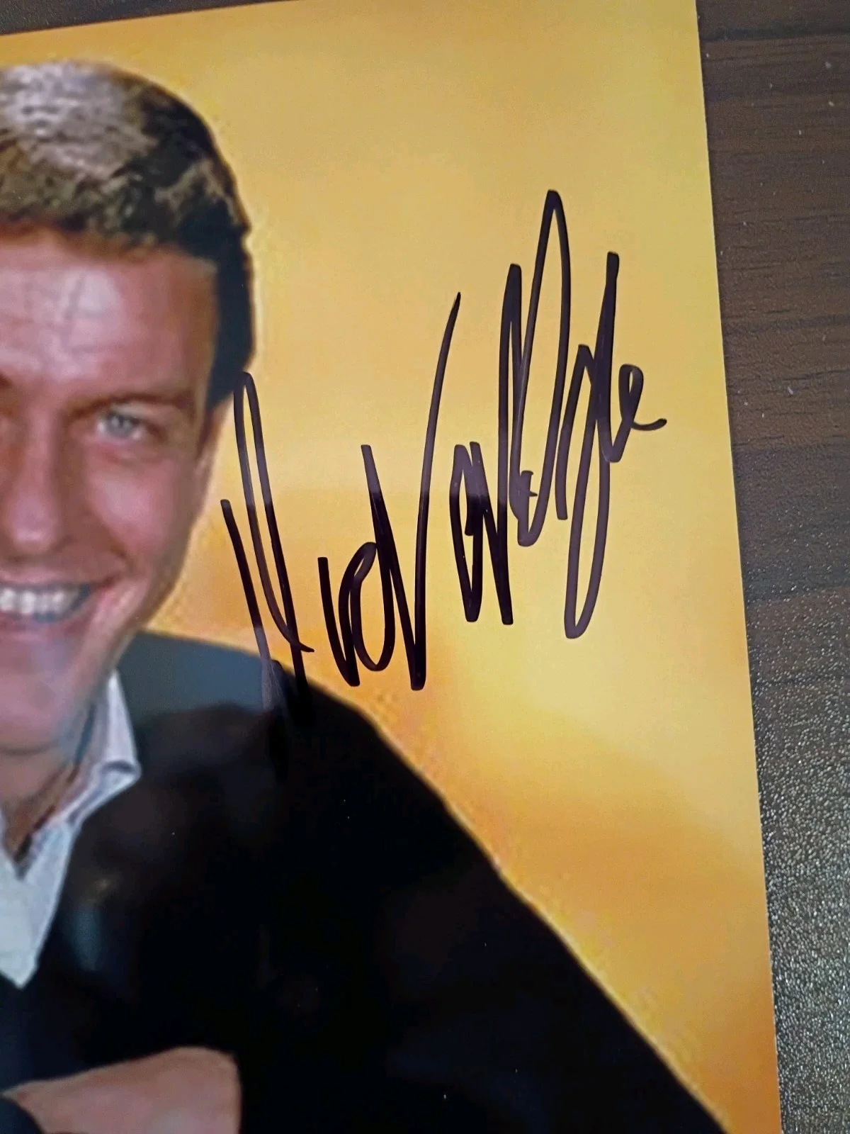 Dick Van Dyke — Dick Van Dyke Signed 8x10 COA W/ Matching Numbered Sticker, image 3