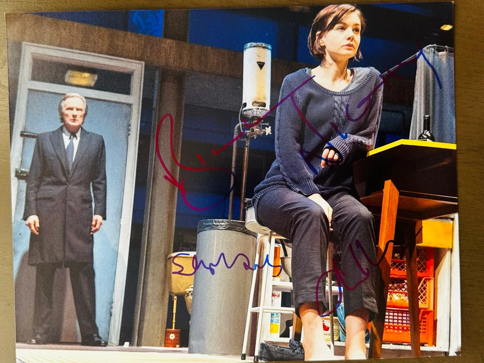 carey mulligan, bill nighy — Carey Mulligan, Bill Nighy & Stephen Daldry signed Skylight 8x10 Photo in person