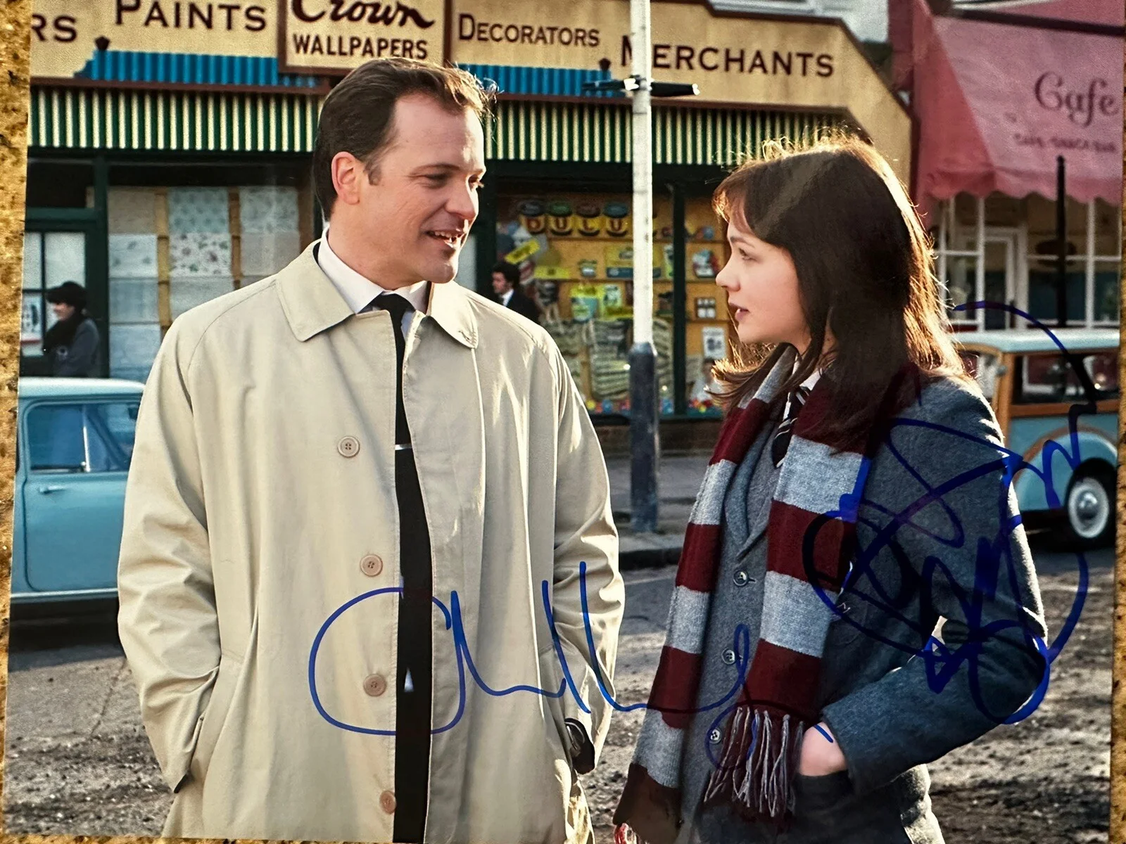 Carey Mulligan & Peter Sarsgaard — Carey Mulligan & Peter Sarsgaard signed An Education 8x10 photo In Person. Proof