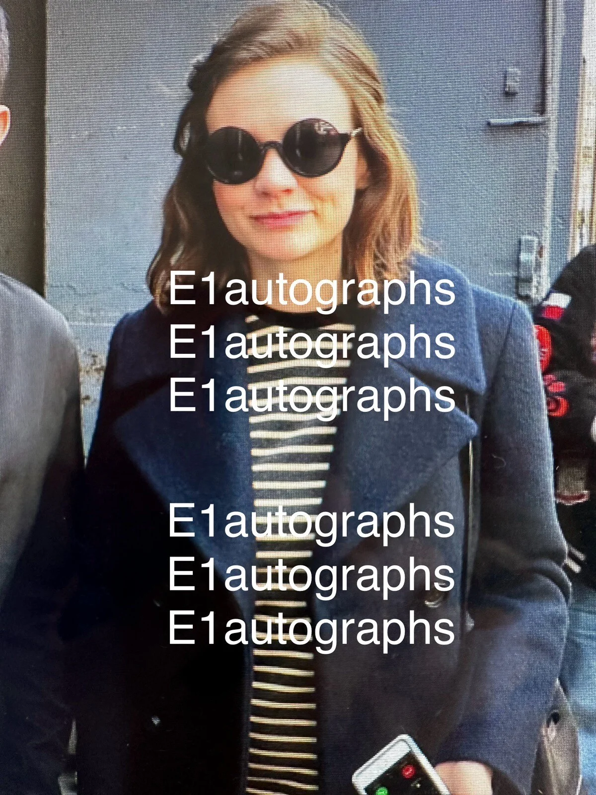 Carey Mulligan, Peter Sarsgaard — Carey Mulligan & Peter Sarsgaard signed An Education 8x10 photo In Person. Proof, изображение 2