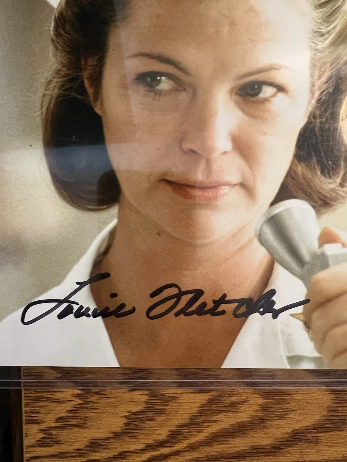 LOUISE FLETCHER PSA CERT. SIGNED 8x10 PHOTO w COA GUARANTEED AUTHENTIC, image 2