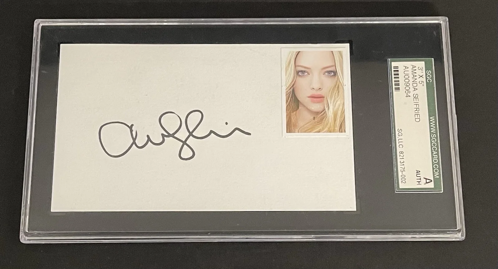 Amanda Seyfried — Amanda Seyfried Signed Index Card Autographed Slabbed SGC Mamma Mia, изображение 3