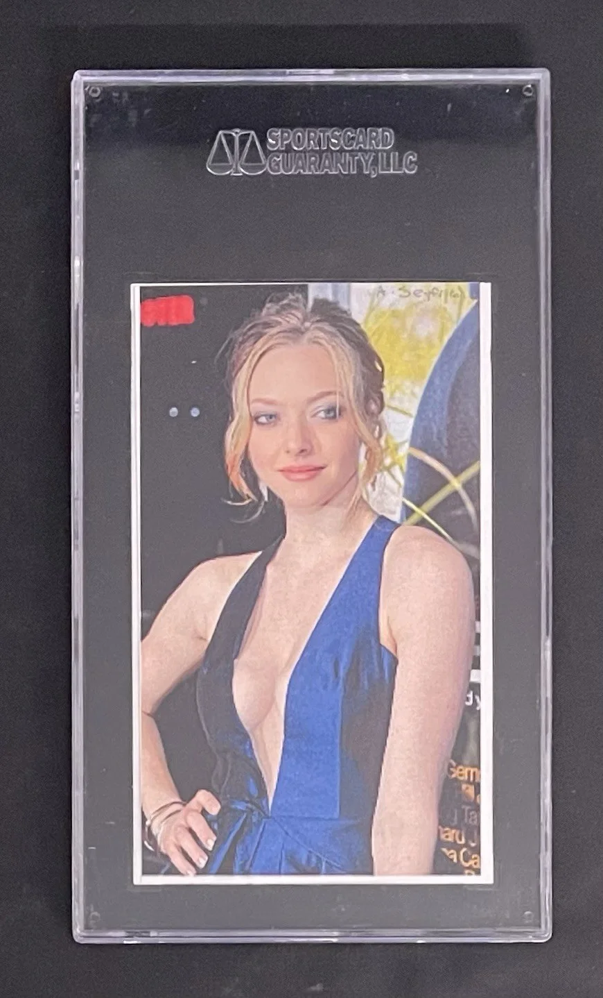 Amanda Seyfried — Amanda Seyfried Signed Index Card Autographed Slabbed SGC Mamma Mia, изображение 4