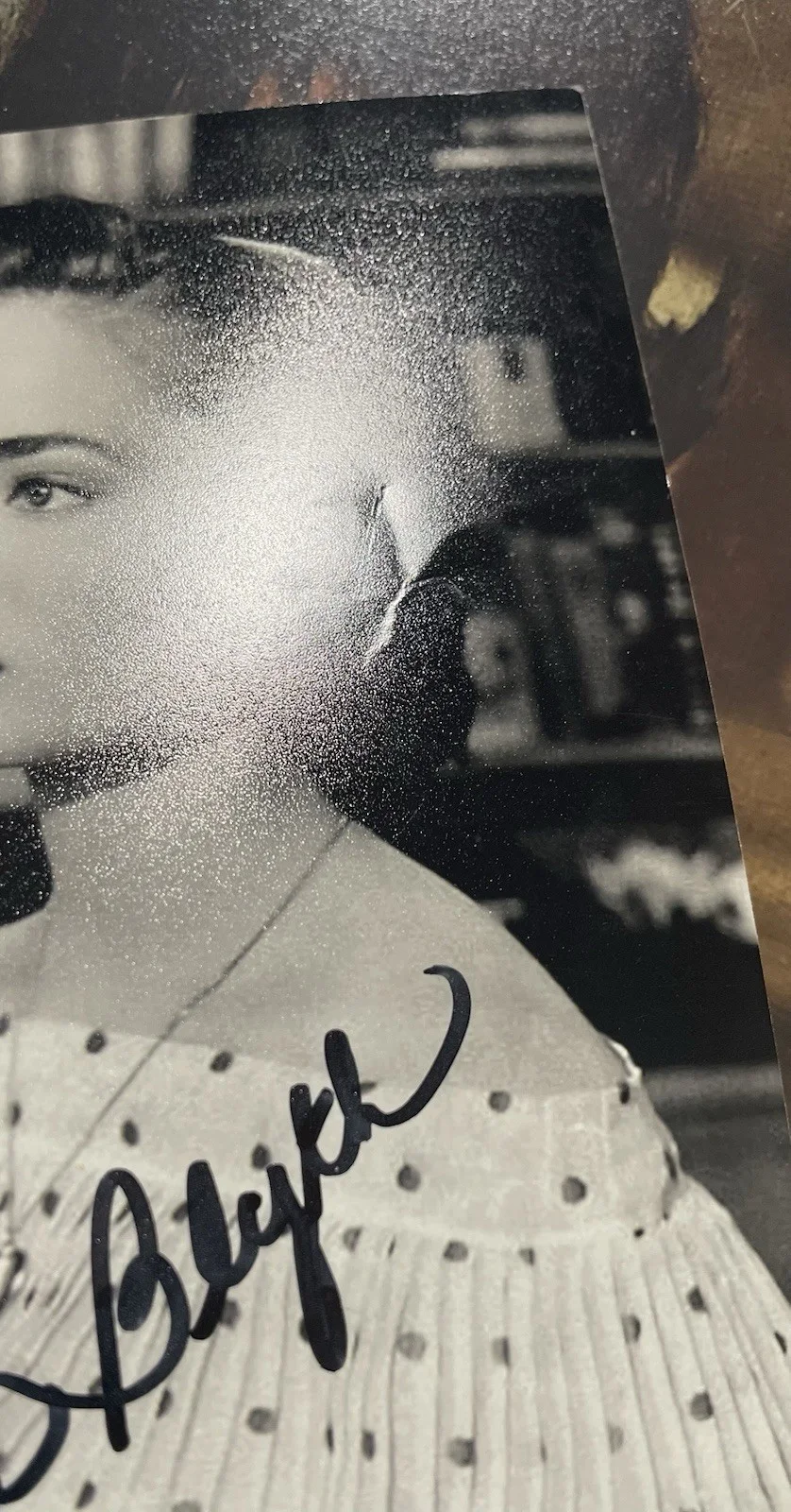 Ann Blyth, Joan Evans — Ann Blyth Joan Evans Signed 8x10 Photo Autographed BAS Our Very Own, изображение 2