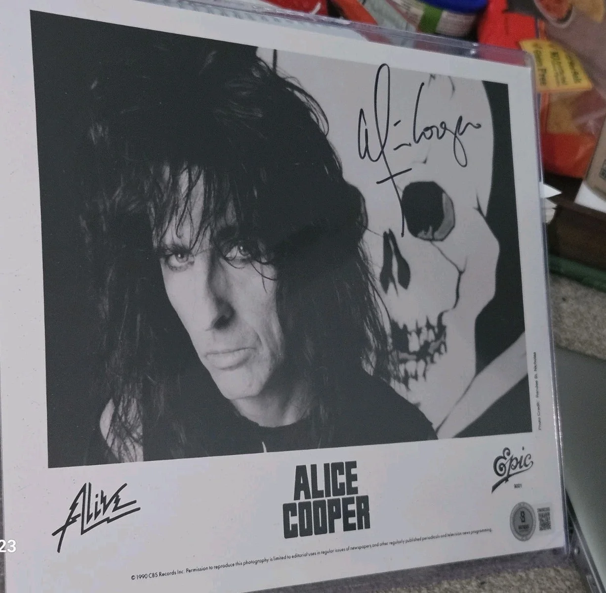 Alice Cooper Signed 8x10 Photograph Beckett Authenticated!!, image 4