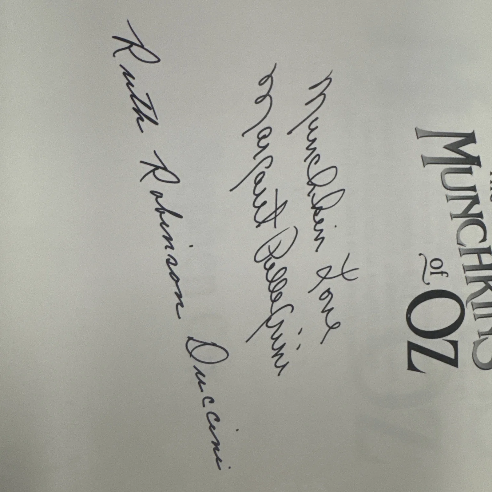 one munchin — The Munchkins Of Oz Book Signed by 2 Original Munchkins Wizard Of Oz, image 4