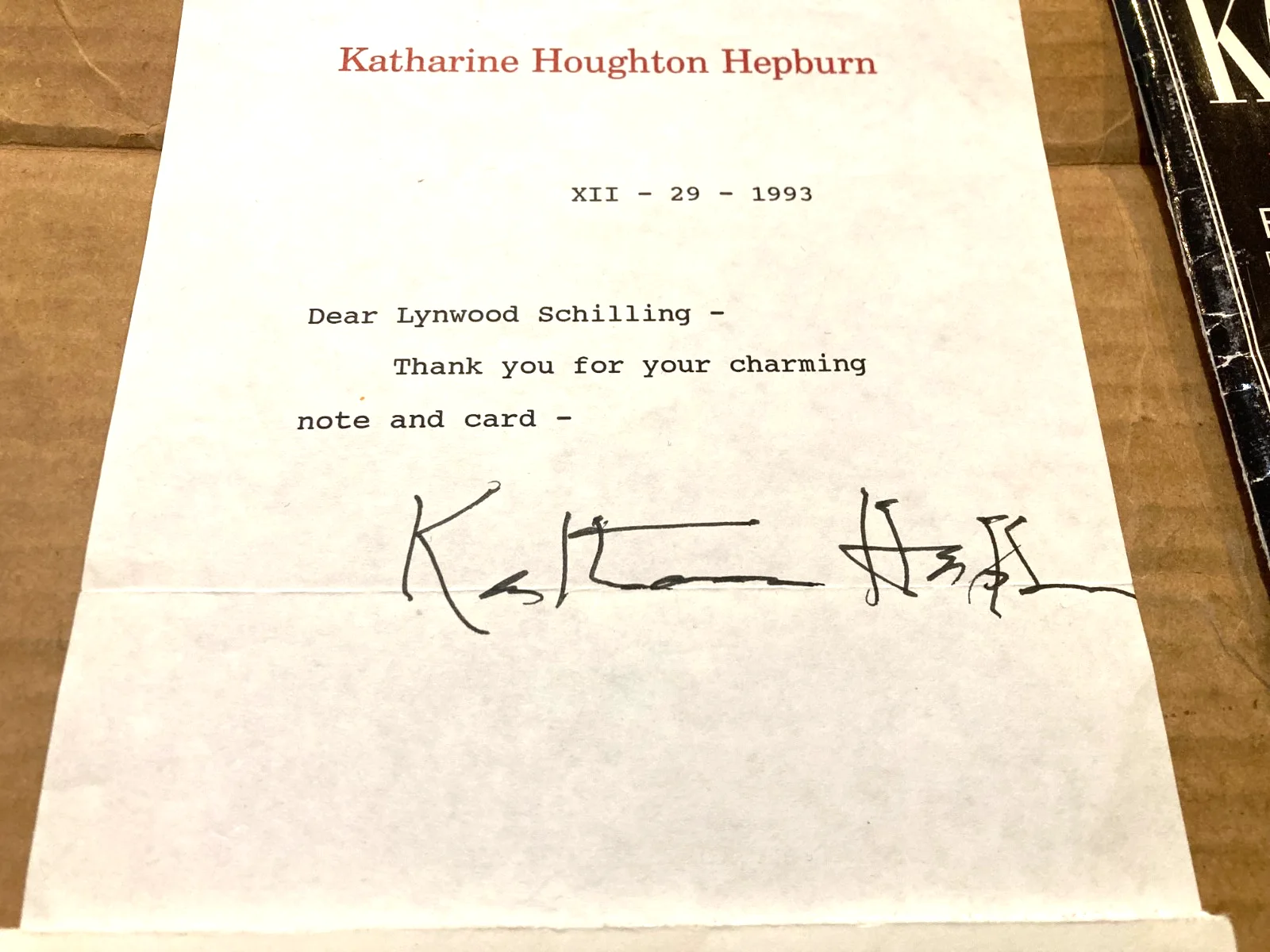 Katharine Hepburn — Katharine Hepburn signed autographed -5 1/2 x 8 1/2 PERSONNEL LETTERHEAD OF HERS, изображение 2