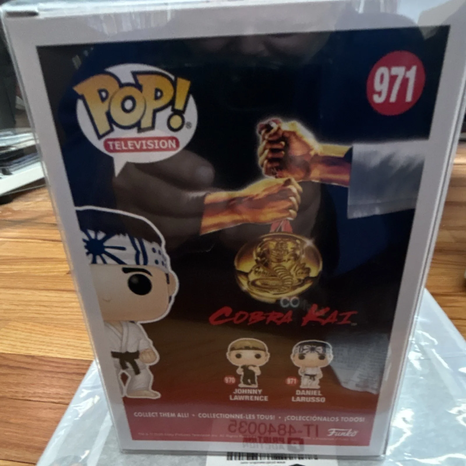 Ralph Macchio — Ralph Macchio Signed Daniel Larusso Funko Pop #971 Cobra Kai JSA Authenticated, image 3