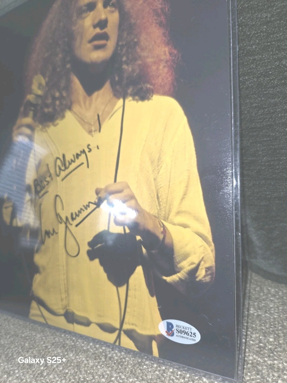 Foreigner Signed Lou GRAMM 8X10 PHOTO BECKETT AUTHENTICATED!!, image 2