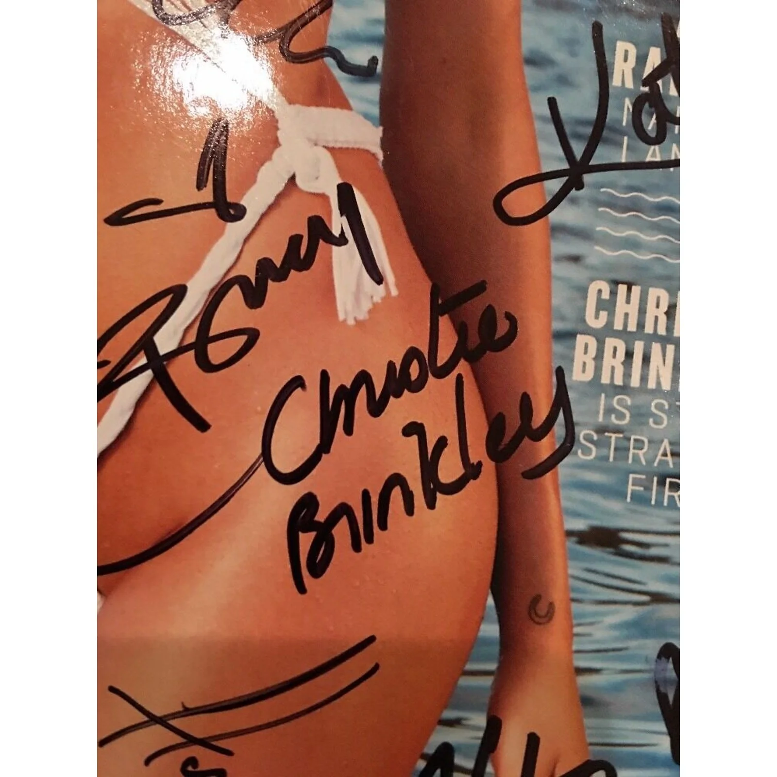 SPORTS ILLUSTRATED SWIMSUIT 2017 SIGNED AUTOGRAPHED Hannah Kate + 13 EXACT PROOF, изображение 4