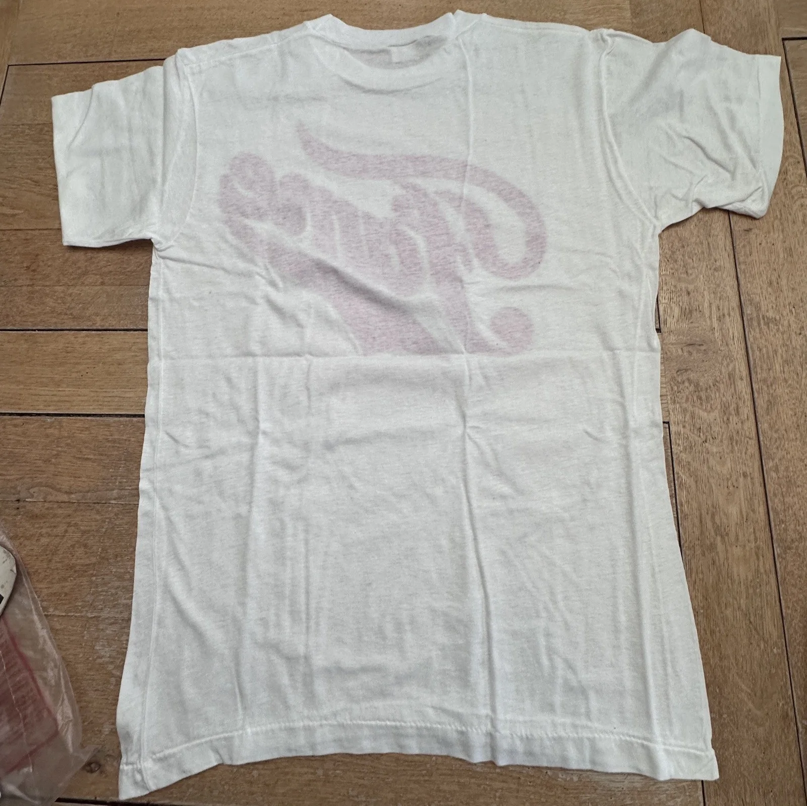 rare 1982 ORGINAL UNUSED OLD RECORD SHOP FAME T SHIRT-COTTON-LARGE-UNUSED TS32, изображение 4
