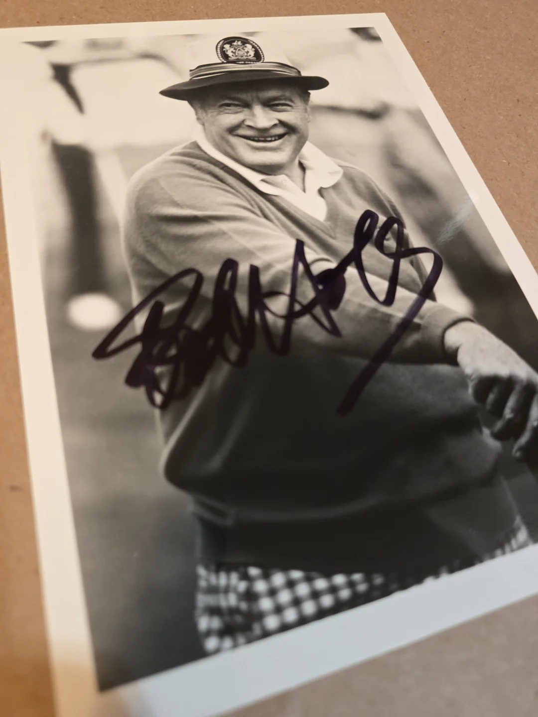 Bob Hope — BOB HOPE comedic Legend signed 5x7 b/w Picture (RIP 2003) Autographed, изображение 2