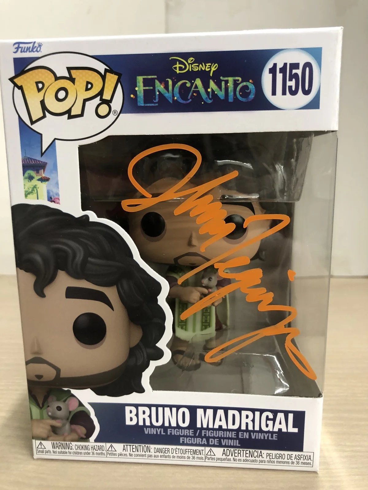 John Leguizamo Signed Funko POP 1150 Bruno Madrigal Disney Encanto NO COA Auto, изображение 2