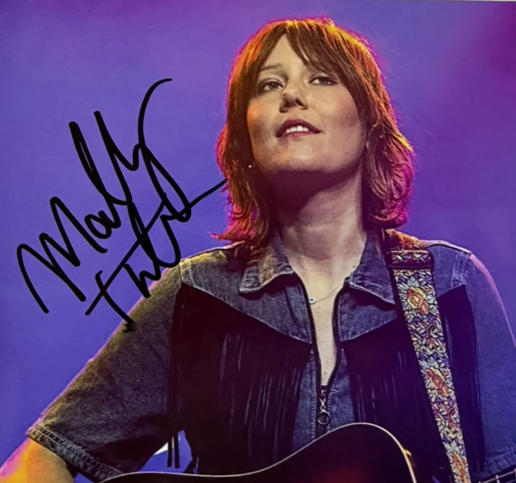 Molly Tuttle Signed 8x10 Photo PSA/DNA COA AP85058 Autographed Auto Bluegrass, изображение 2