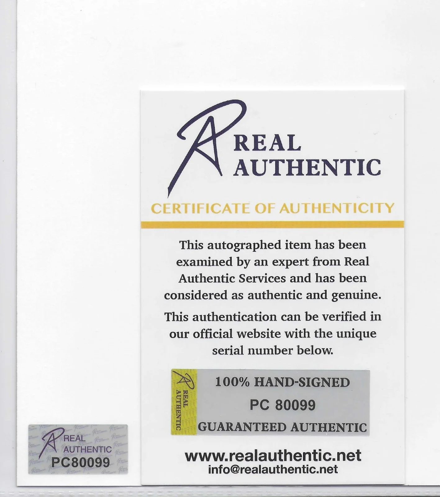 AMY ADAMS — Amy Adams Autographed + COA 8 ¼ x 11 ¾ DISENCHANTED + as LOIS LANE, image 3
