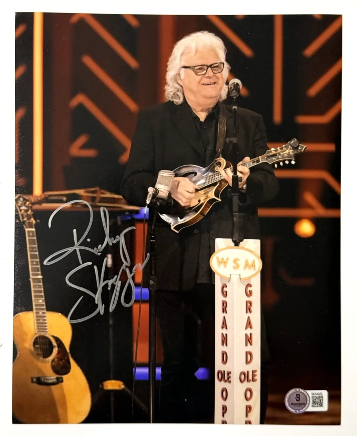 Ricky Skaggs Signed 8x10 Grand Ole Opry Bluegrass Photo BAS COA Beckett BU54020, изображение 2