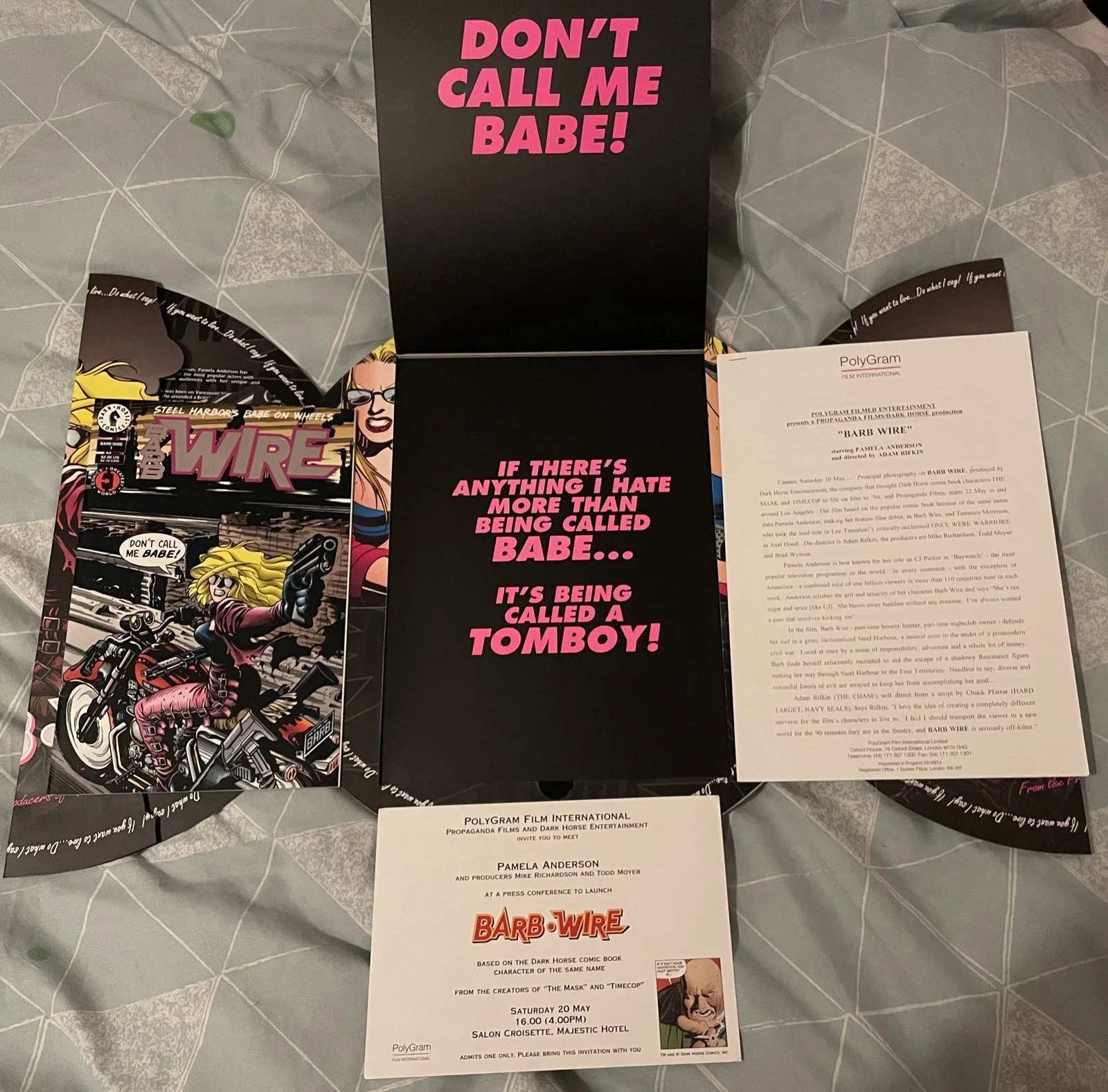 Barb Wire Pamela Anderson Cannes Film Festival Press Kit Release Pack Invite, изображение 3