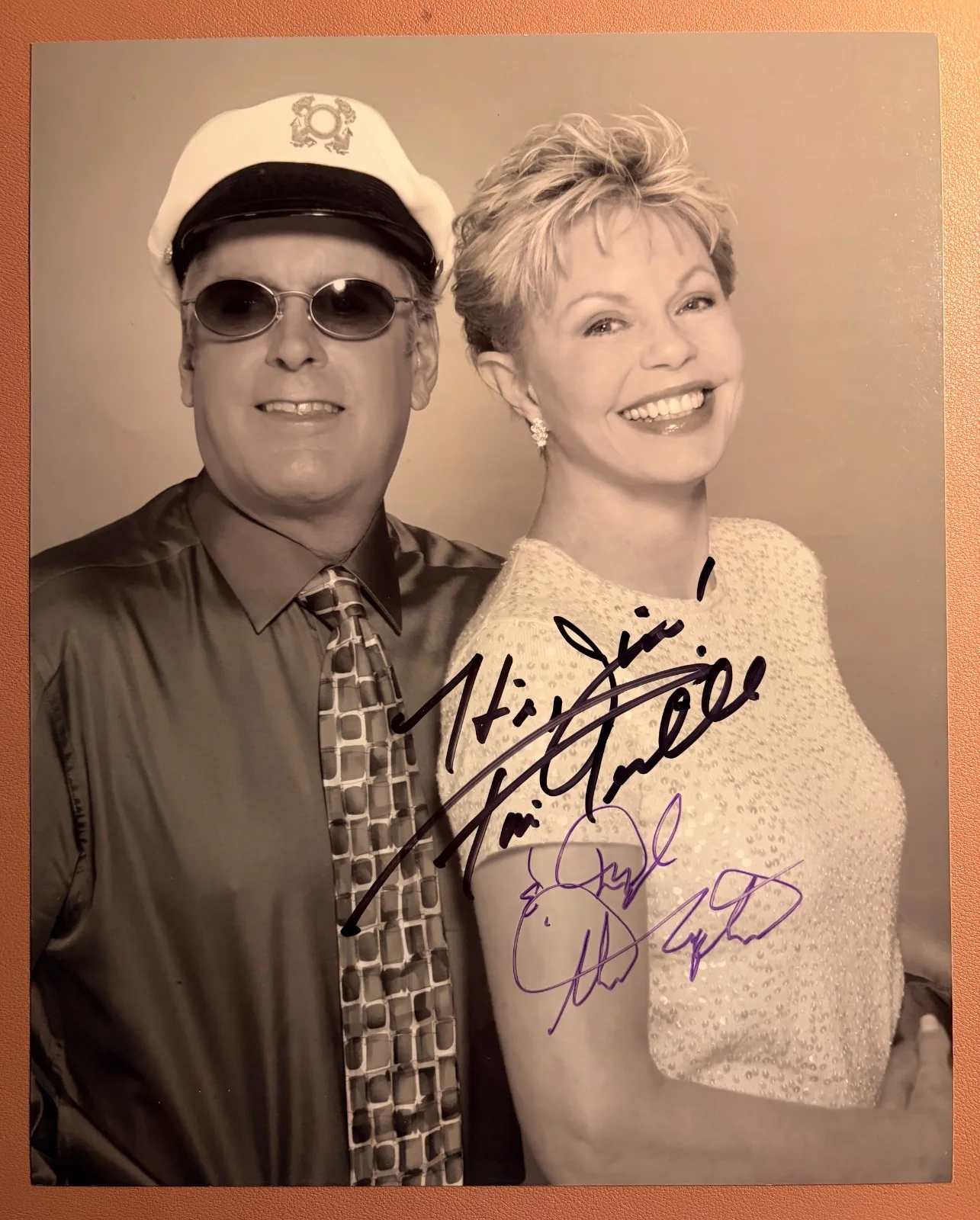Captain & Tennille Signed 8x10 B&W Glossy Photo w/ Todd Mueller Autographs COA, изображение 2