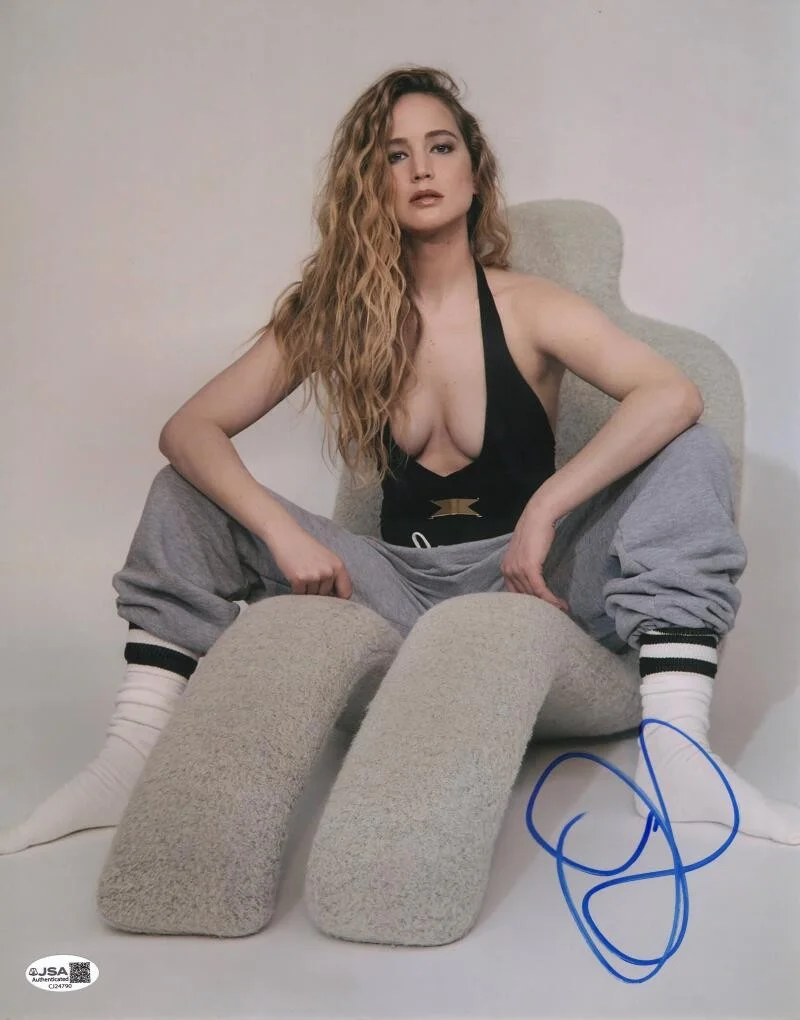 Jennifer Lawrence — Jennifer Lawrence Signed Autograph 11x14 Photo - Sexy Photo Shoot w/ JSA COA