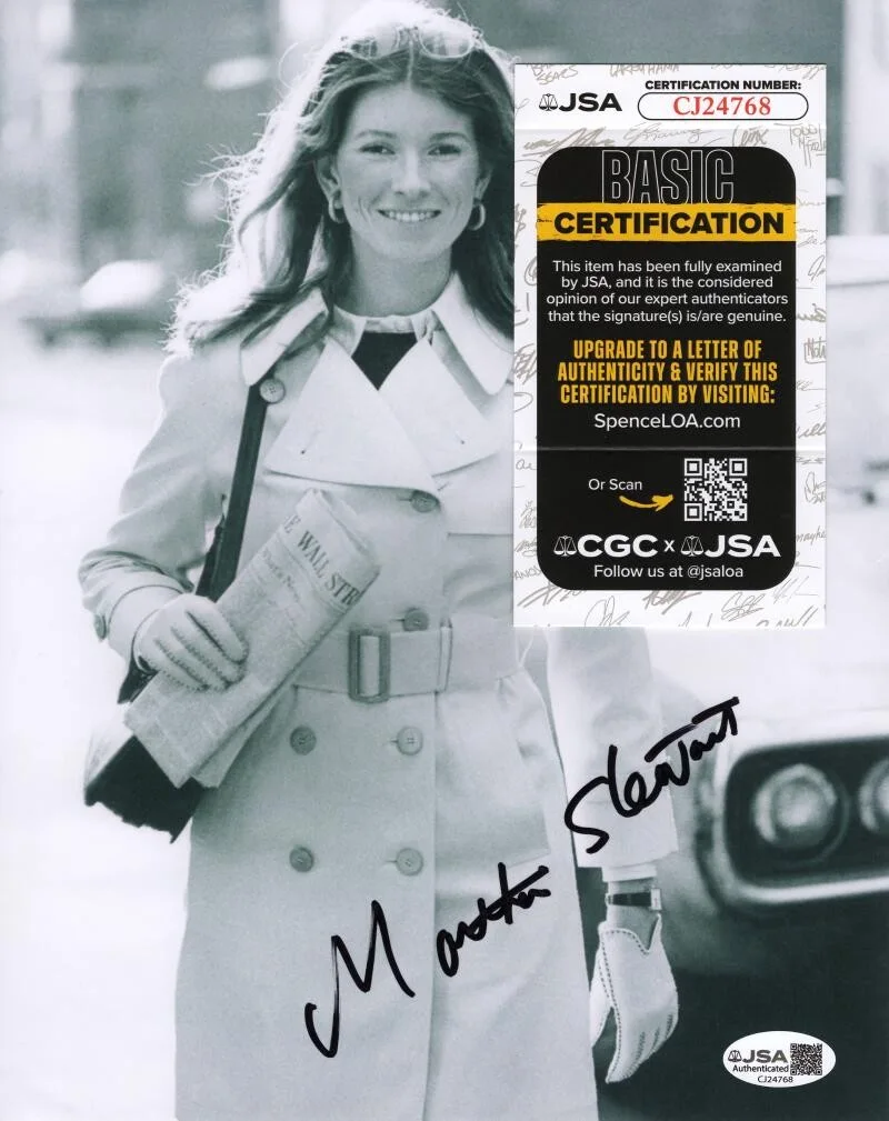 Martha Stewart — Martha Stewart Signed Autograph 8x10 Photo - Young Lifestyle Icon w/ JSA COA, image 2