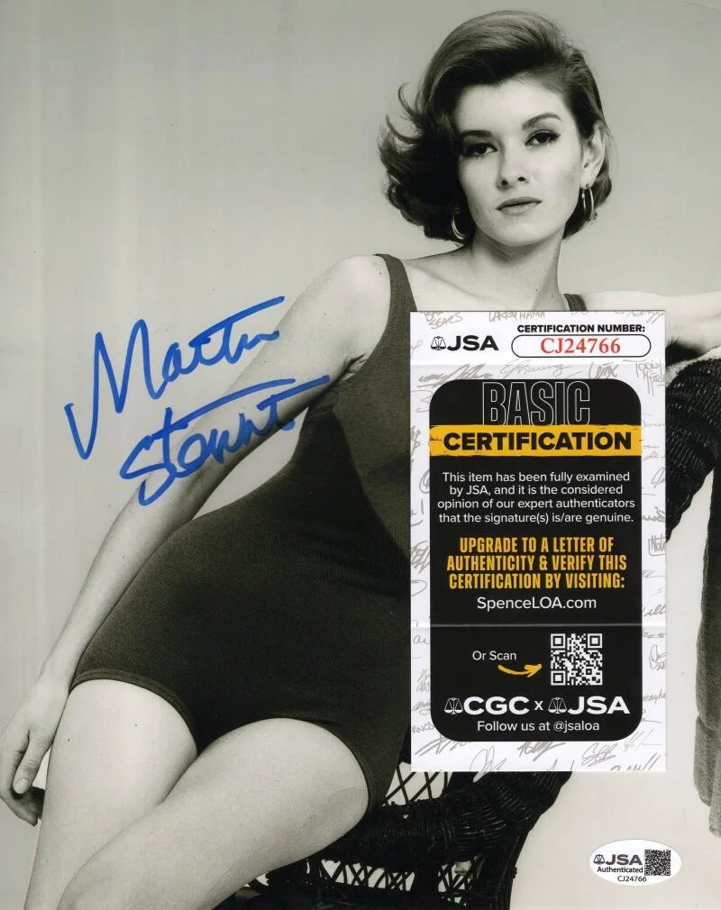 Martha Stewart — Martha Stewart Signed Autograph 8x10 Photo - Young Biz Icon Modeling w/ JSA COA, image 2