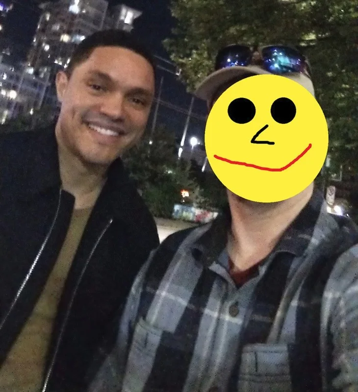 Cory Monteith — Trevor Noah signed The Daily Show 8x10 photo autographed comedian, изображение 2