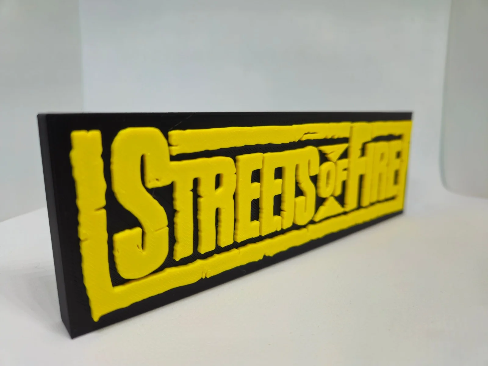 Streets of Fire 1984 Logo Sign – 3D Printed Plaque – Black & Yellow, image 2
