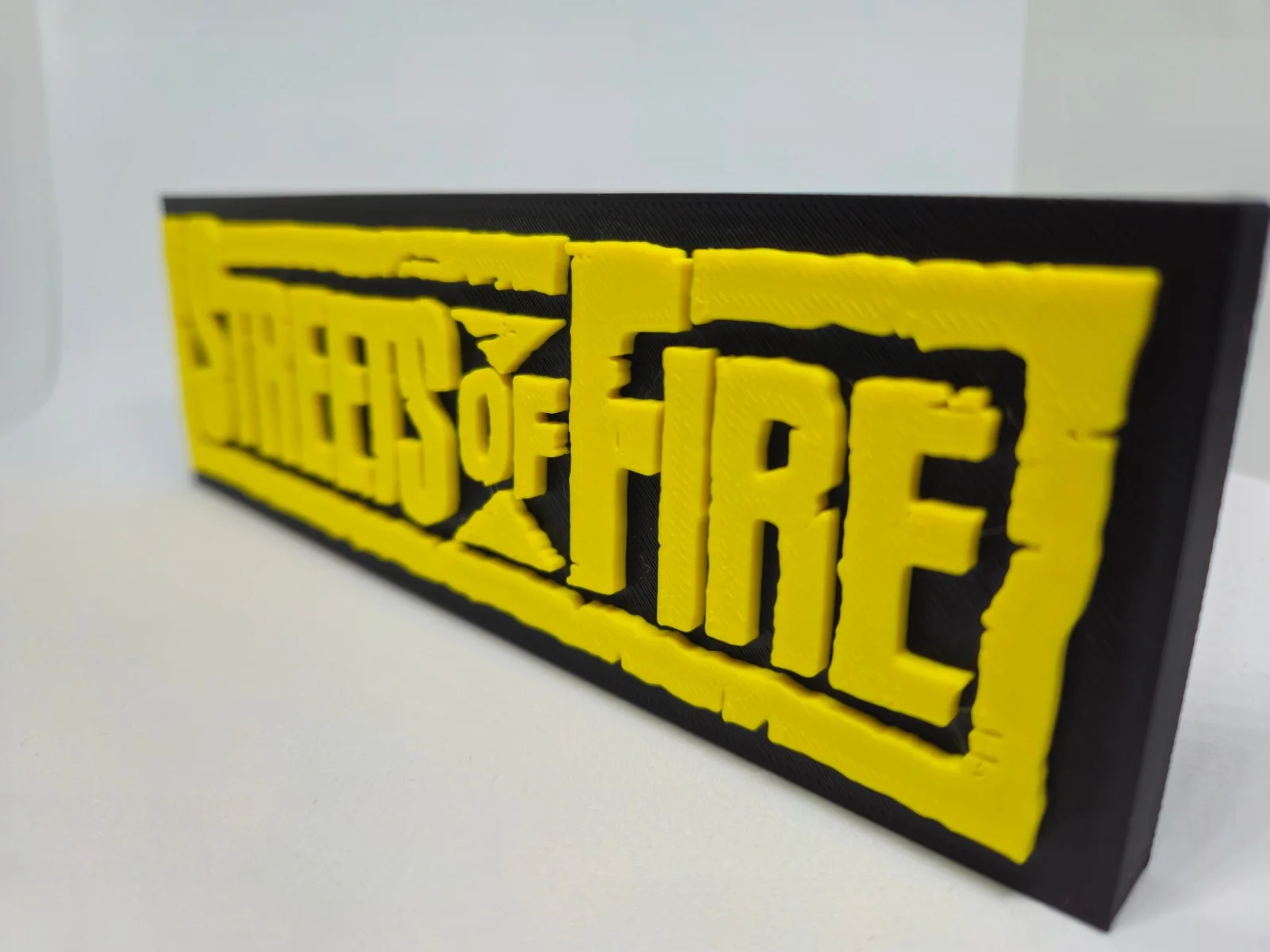 Streets of Fire 1984 Logo Sign – 3D Printed Plaque – Black & Yellow, image 3