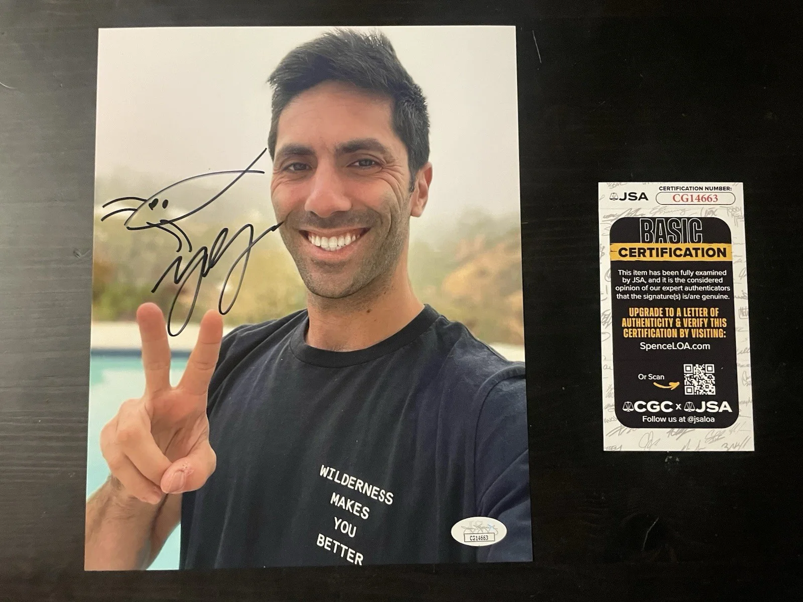 Nev Schulman — Nev Schulman Signed Catfish 8x10 Photo Autographed JSA COA