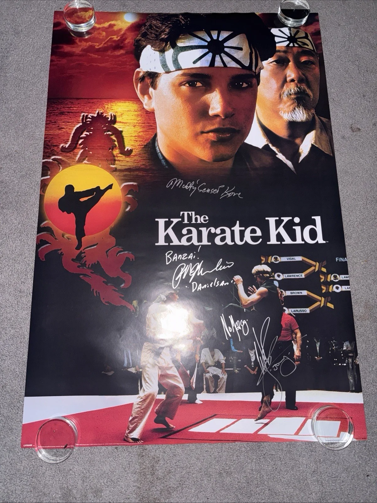 RALPH MACCHIO, WILLIAM ZABKA, MARTIN KOVE — RALPH MACCHIO WILLIAM ZABKA KOVE SIGNED THE KARATE KID 24X36 MOVIE POSTER, image 4