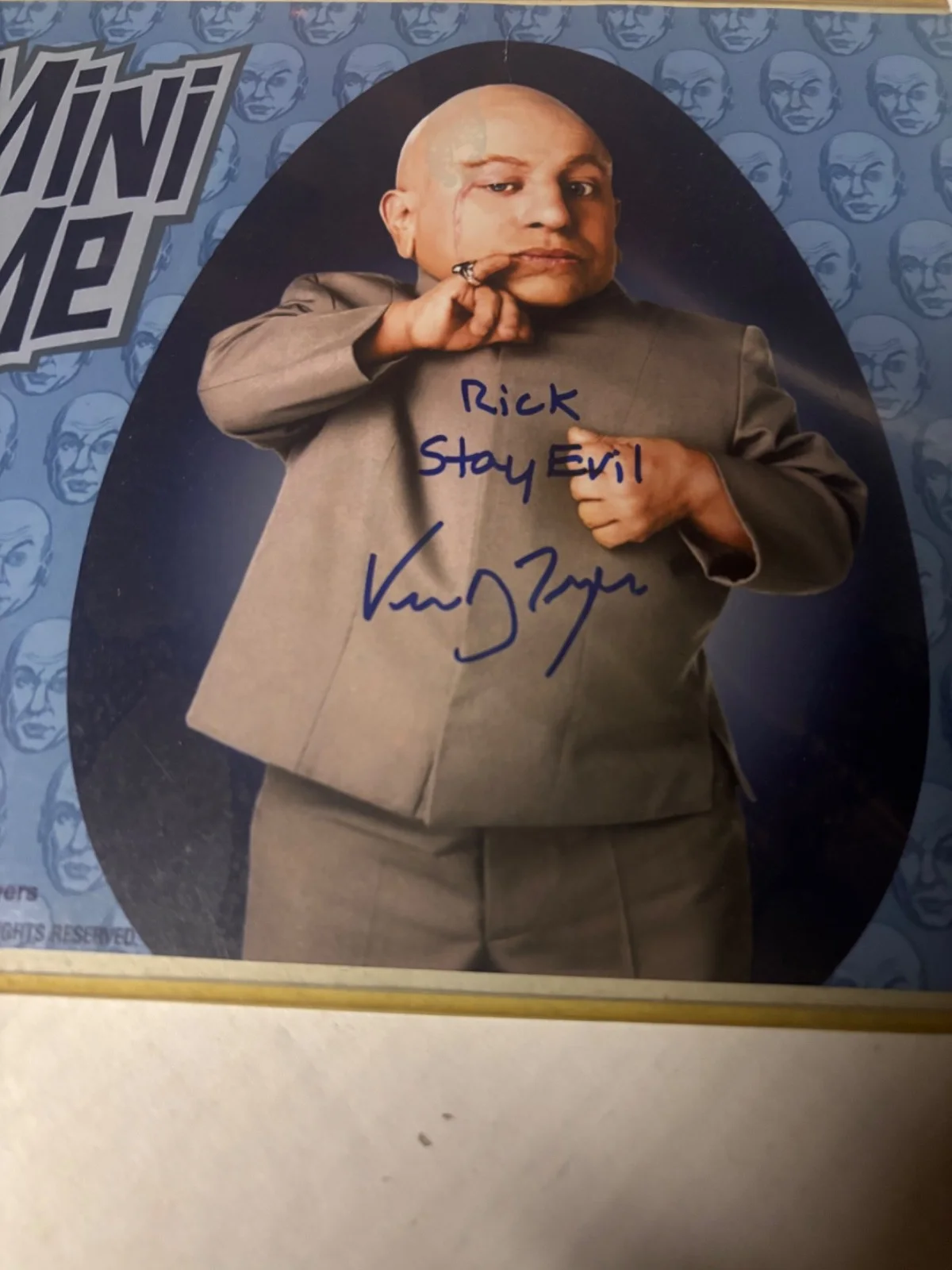 Verne Troyer Mini Me Autograph 8x10 Austin Powers, image 2