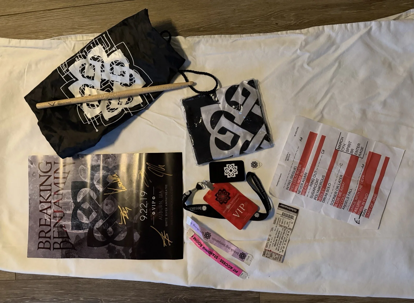 BREAKING BENJAMIN SIGNED GUITAR and pick + broken drumstick V.I.P. Lot, image 5