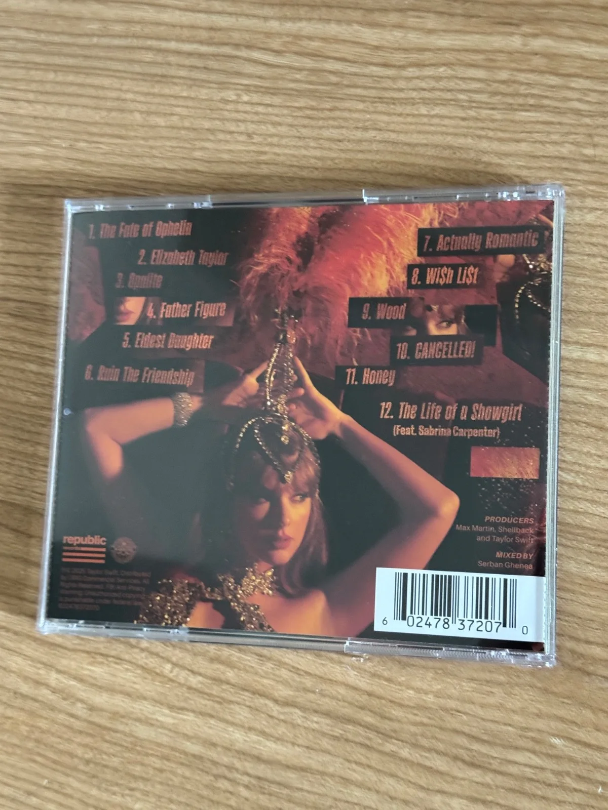 taylor swift signed cd showgirl, image 4