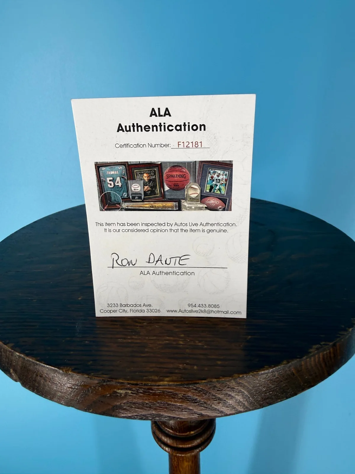 Joe Dante — Joe Dante Gremlins Signed 8 x 10 Photo ALA Authenticated, image 3