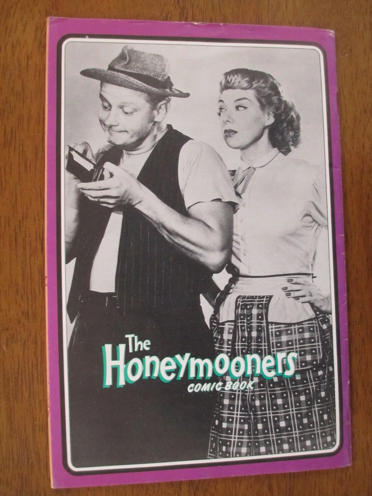 Audrey Meadows Signed "The Honeymooners" Comic Book JSA Authenticated, image 2
